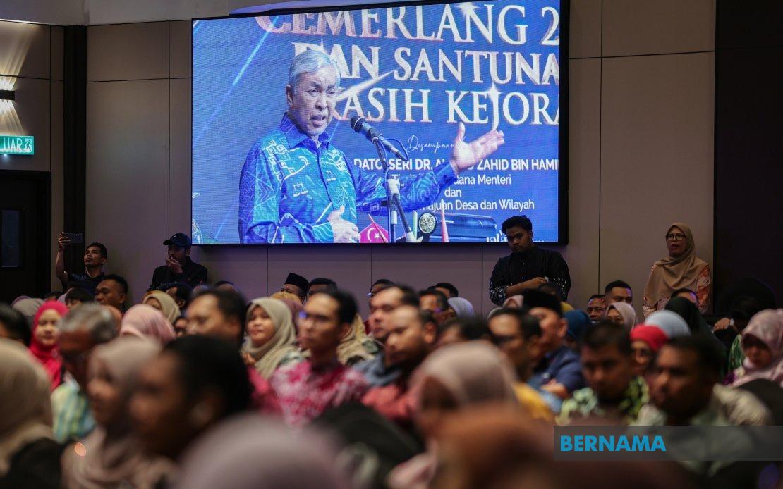 BN's Johor Campaign Vibrant, Not Lacklustre, Says Zahid