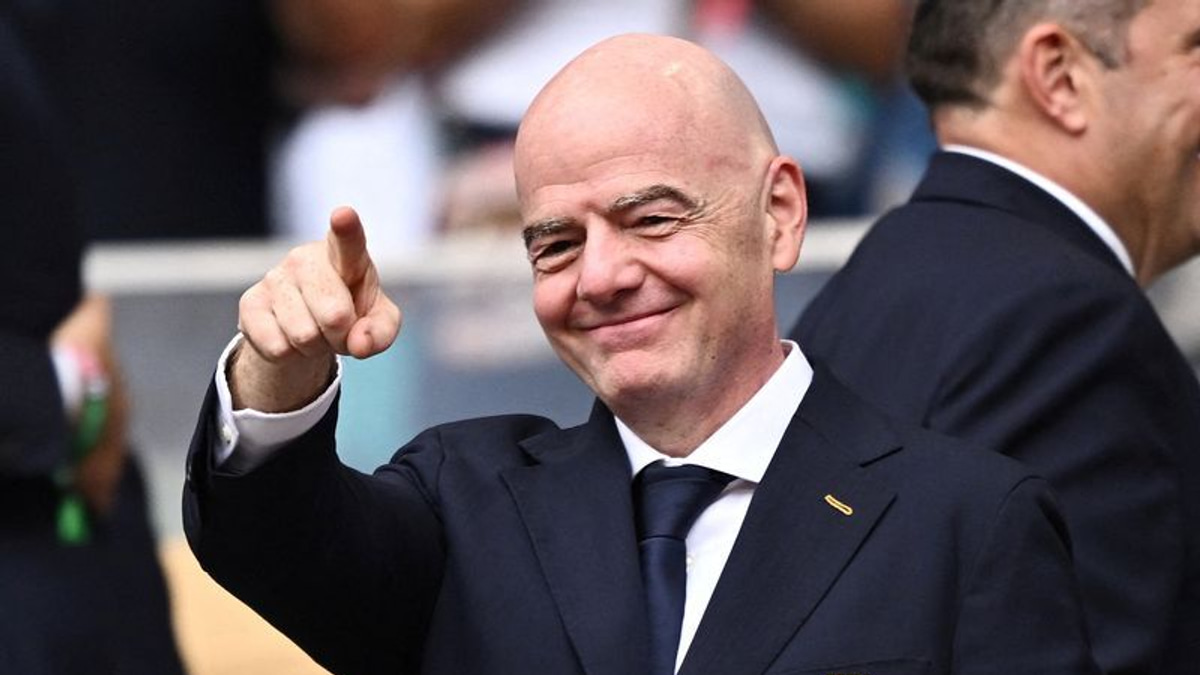FIFA President Infantino faces re-election challenge as Wales withdraws support over failed World Cup commercialisation plan