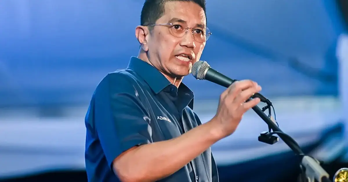 Azmin Ali emerges as potential Bersatu-PKR mediator should Muhyiddin exit