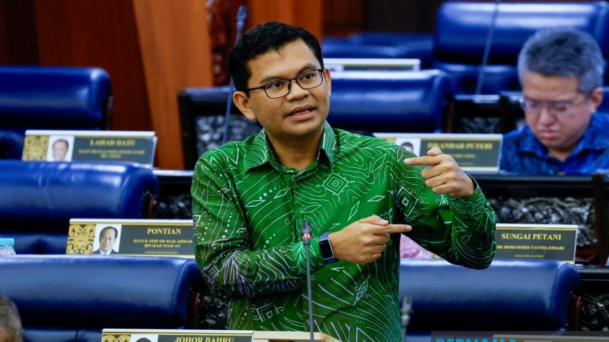 Malaysia's Labour Market Shows Resilience with Job Losses Declining, Minister Reports