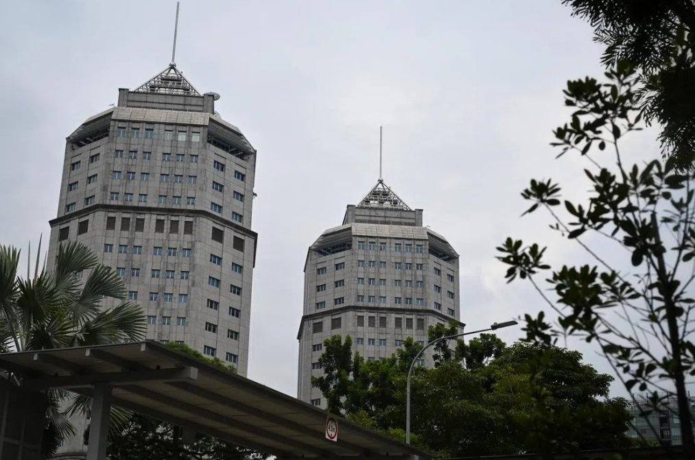 Singapore Cancels Work Permits of Two Bangladeshi Workers Over Extremist Social Media Posts