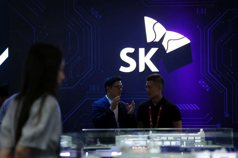 SK Hynix eyes record $29 billion ADR listing to fuel AI chip expansion