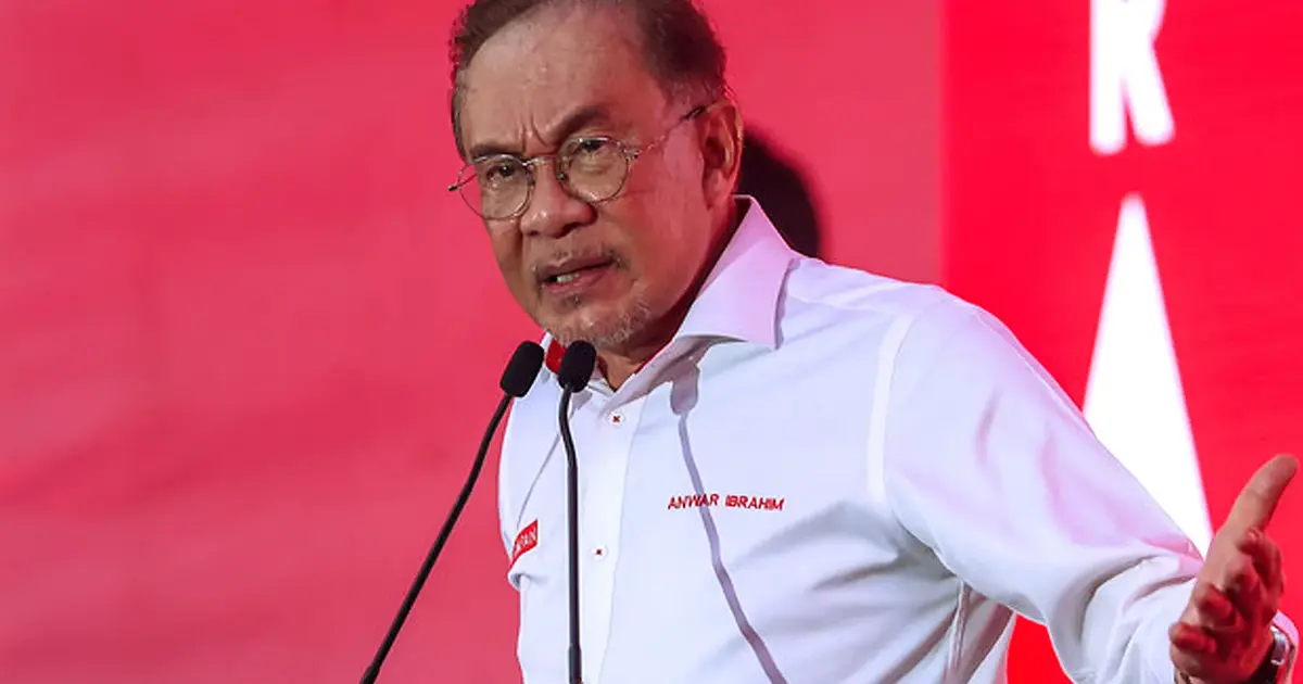 PM Anwar stresses importance of maintaining harmonious ties with Malay rulers