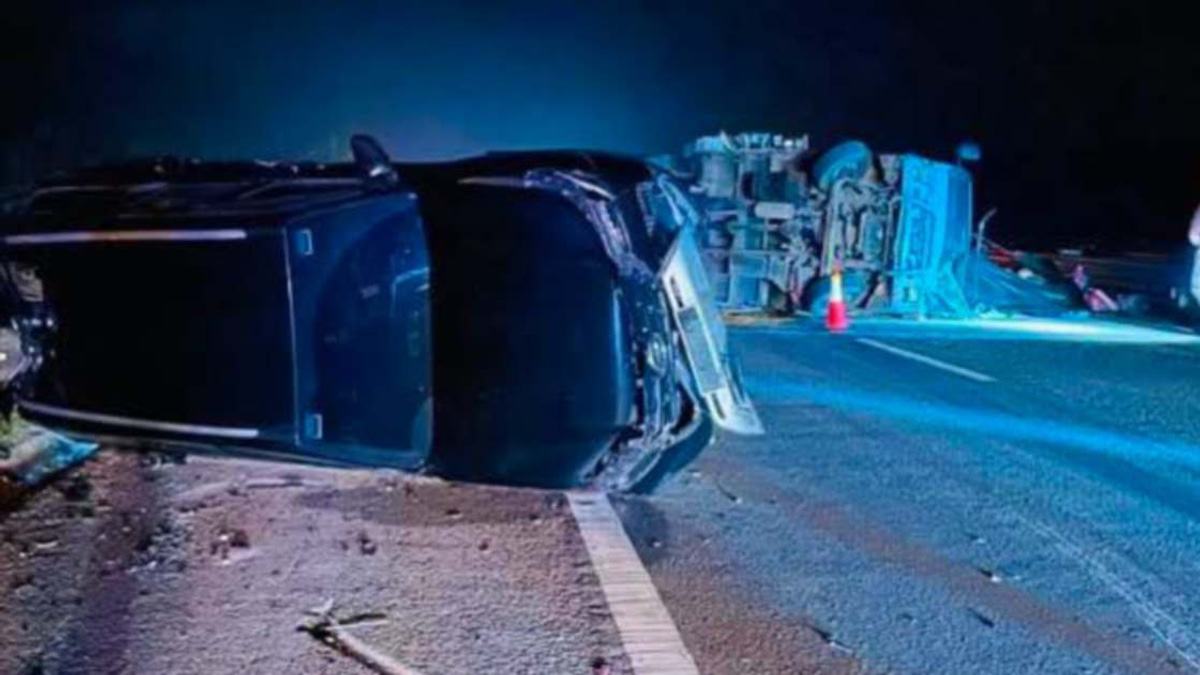 Three Deputy PM's Media Officers Injured in Three-Vehicle Crash on East Coast Expressway