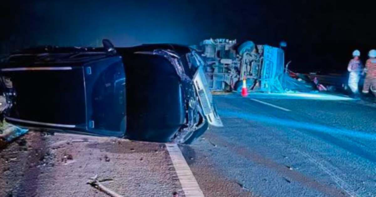 Three Deputy PM's Media Officers Injured in Three-Vehicle Crash on East Coast Expressway