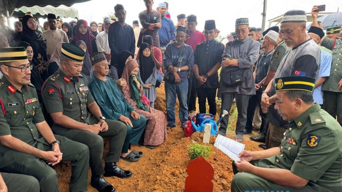 From Childhood Dream to Tragedy: Young Soldier Siti Khadijah Dies in Grenade Exercise