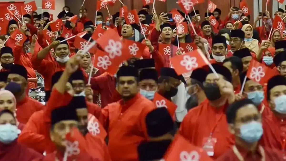 Bersatu's Future in Perikatan Nasional Increasingly Untenable, PAS Official Warns